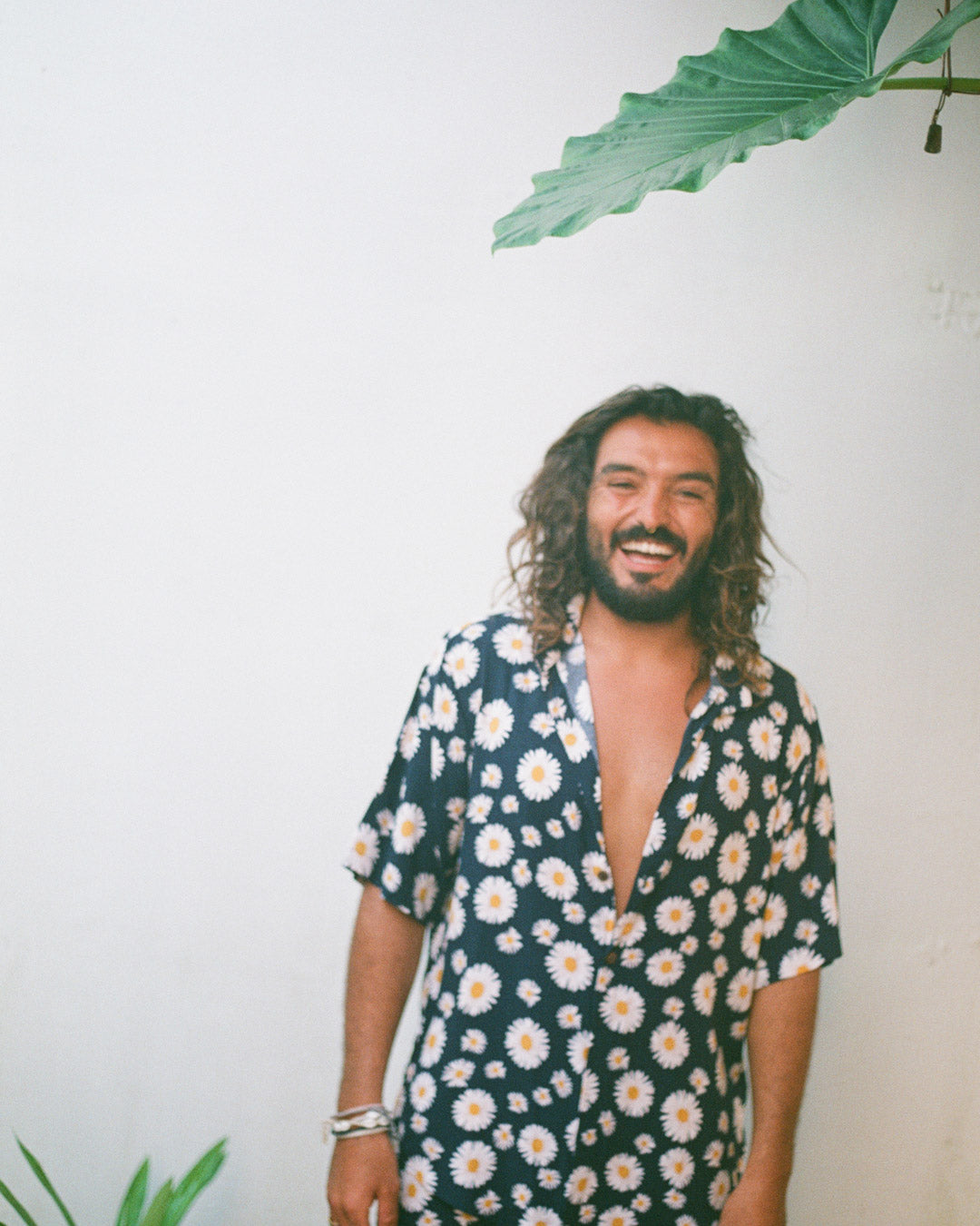 chemise motif fleurs pâquerettes bleu marine kacang