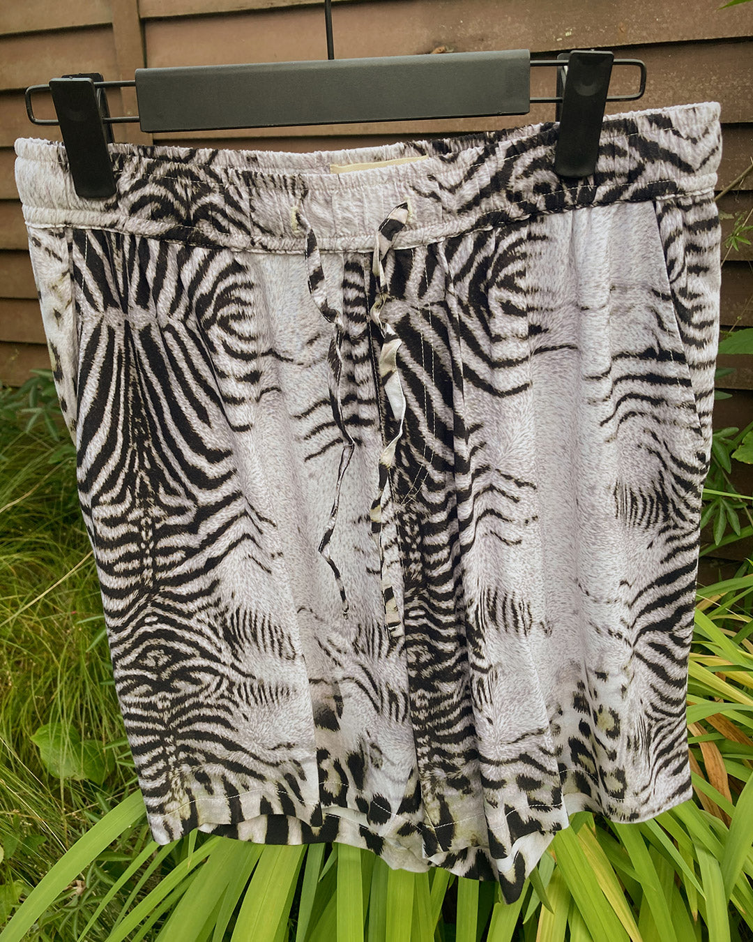 Unisex shorts