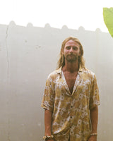 chemise imprimé floral fleurs hippie jaune kacang
